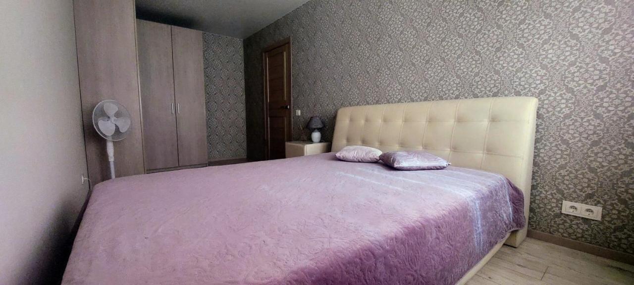 Apartment Next To Cathedral Of Saints Peter & Paul Šiauliai Dış mekan fotoğraf