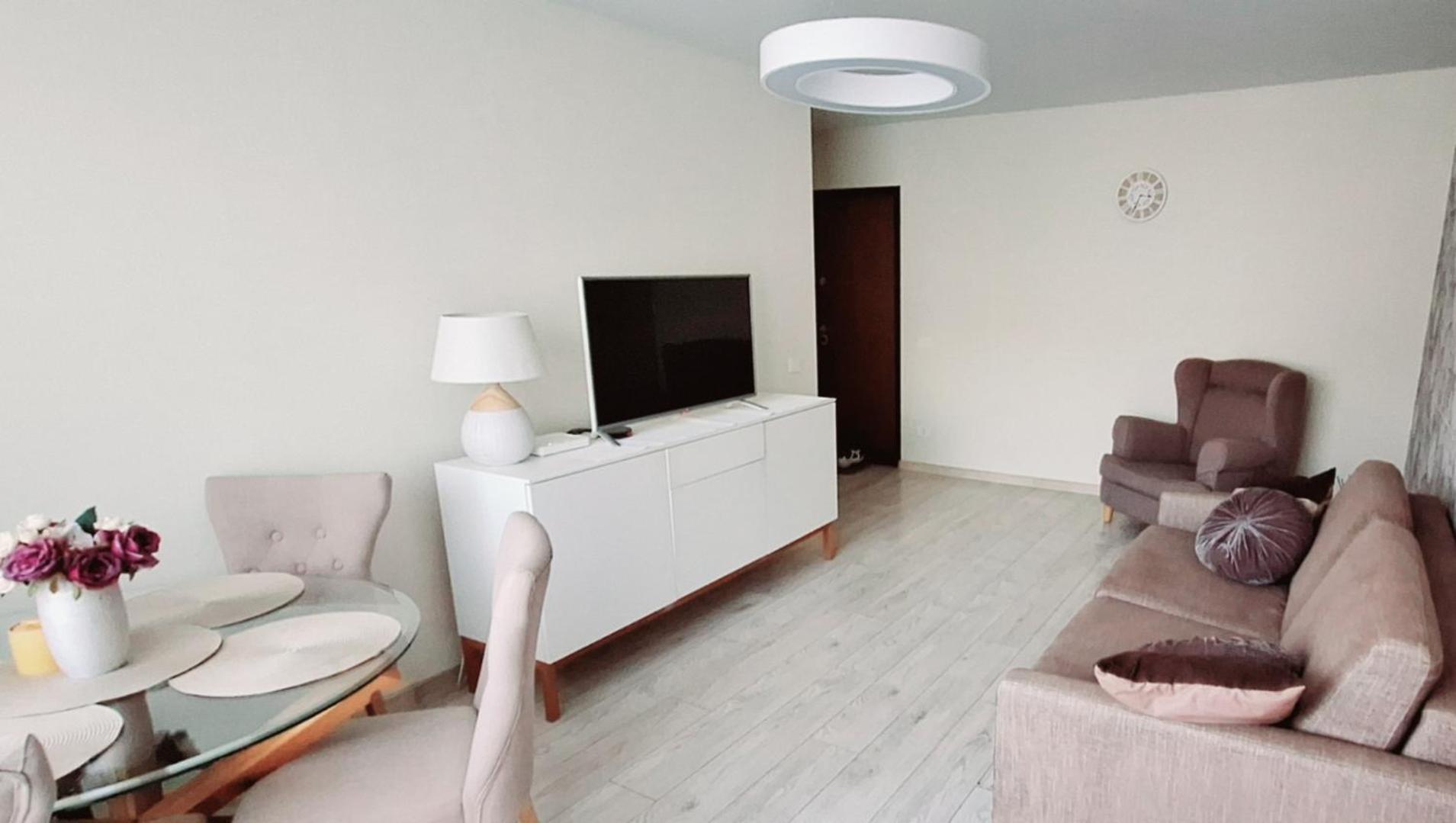 Apartment Next To Cathedral Of Saints Peter & Paul Šiauliai Dış mekan fotoğraf