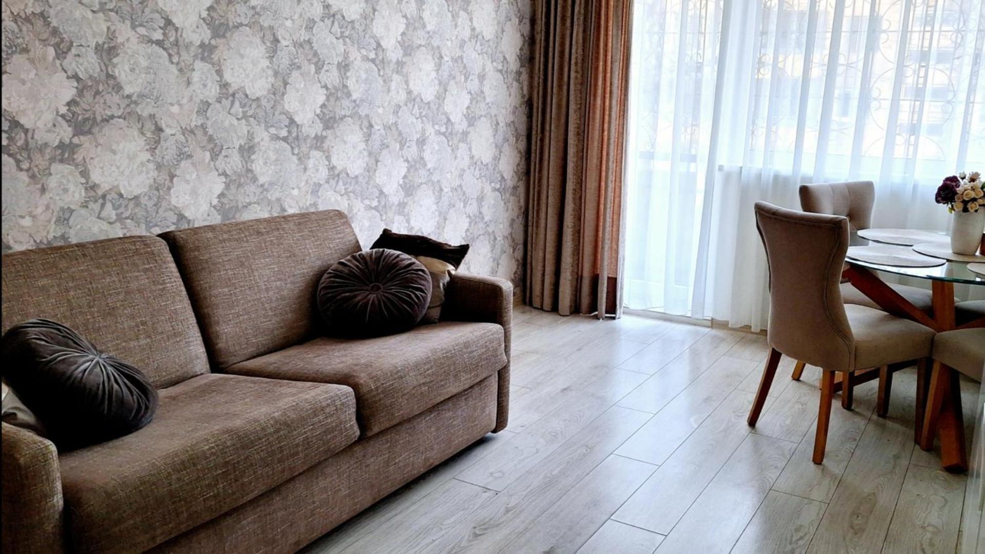 Apartment Next To Cathedral Of Saints Peter & Paul Šiauliai Dış mekan fotoğraf